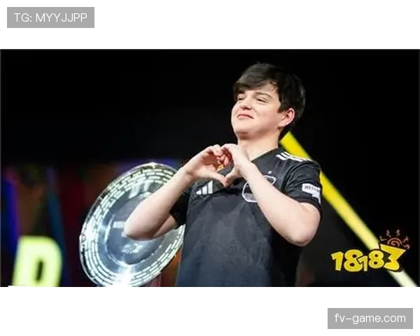 J1联赛MVP揭晓,新星闪耀赛场引热议 J1联赛MVP揭晓,新星闪耀赛场引热议