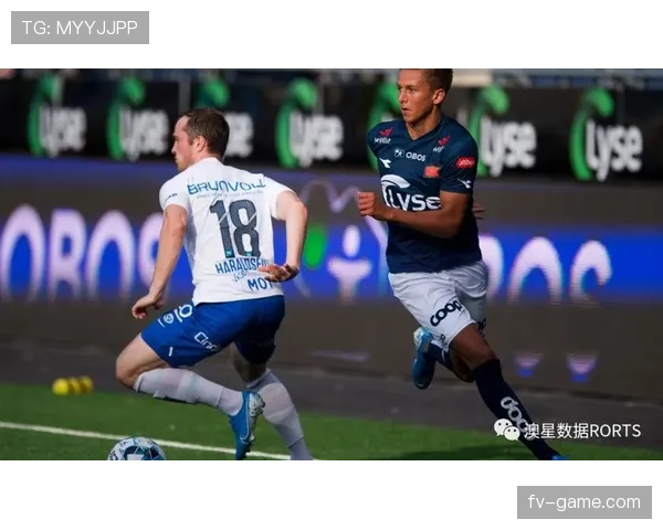 亨克锋线火力全开，状态回暖助球队豪取连胜再创佳绩